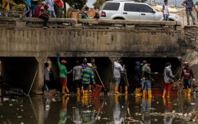 IMA sigue avanzando con el Plan de Limpieza de Cañadas en la ciudad de Maracaibo.